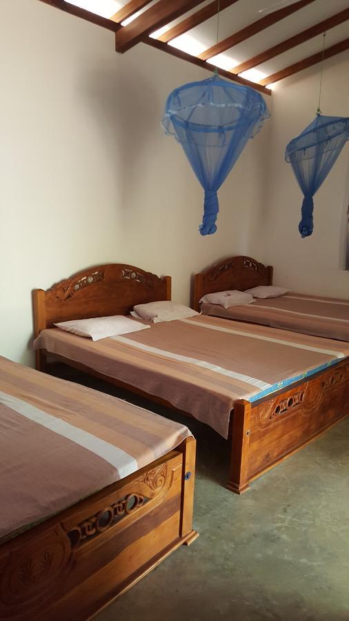 Lokuge Grand Resort Kataragama Extérieur photo